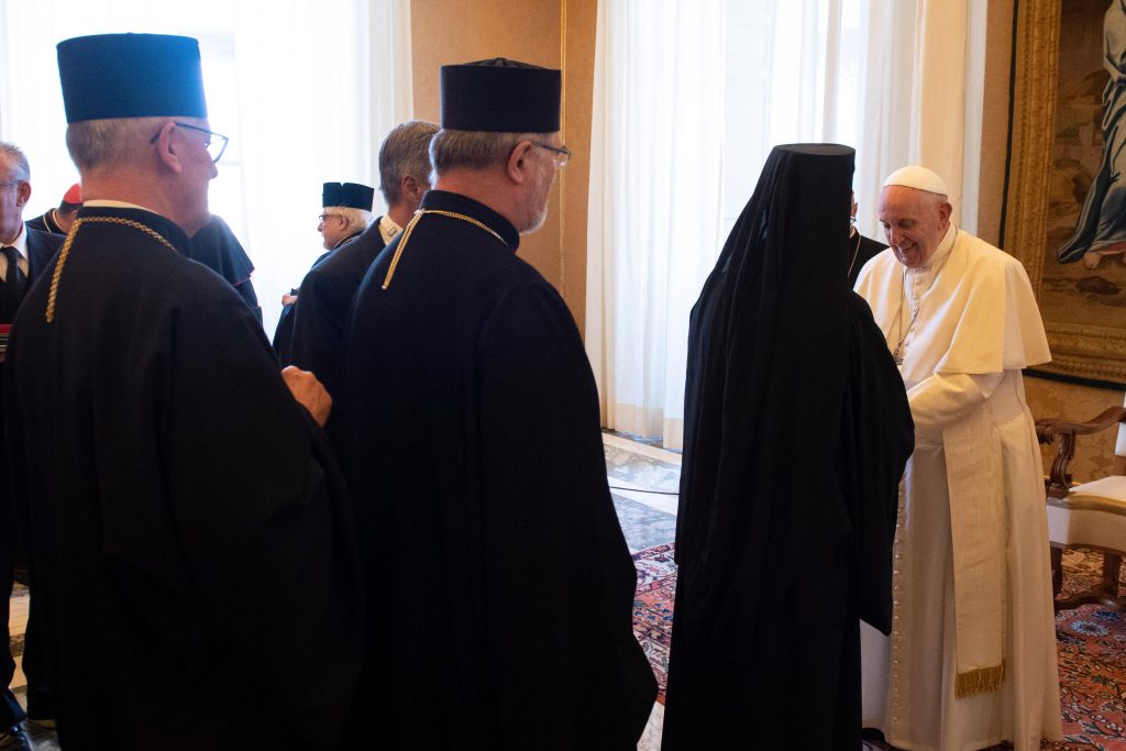 El Papa invita a los obispos católicos orientales a promover el ecumenismo  – Nuestra Voz