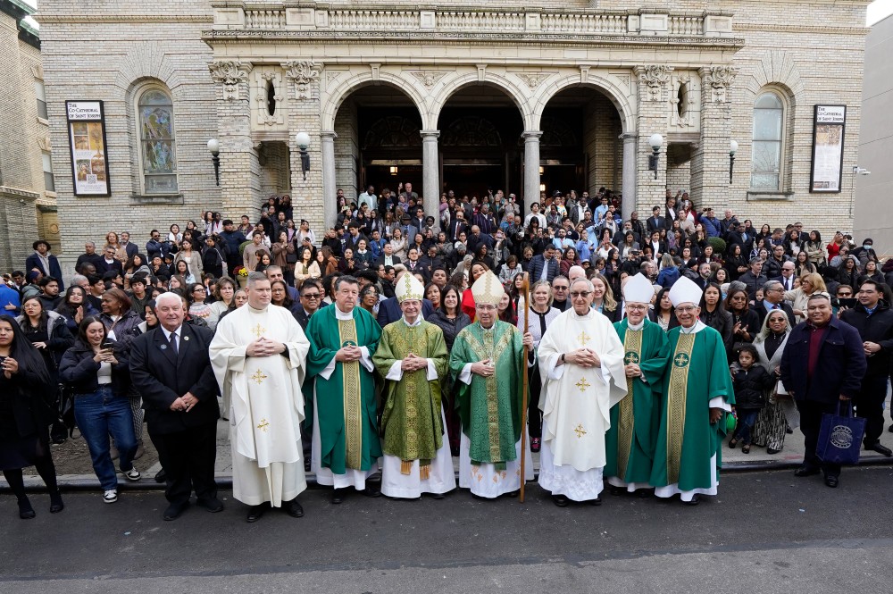 La Diócesis celebra 125 años de CCBQ y 